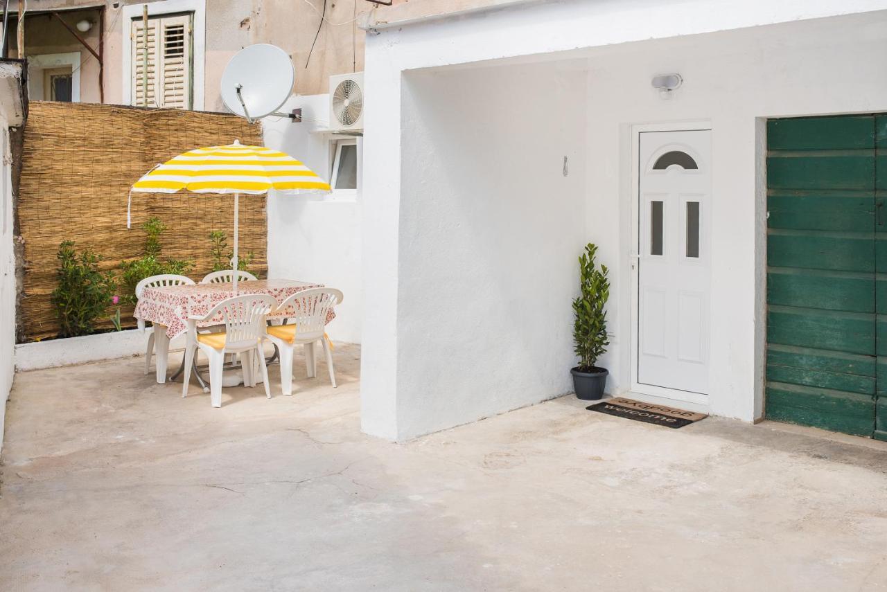 שיבניק Studio Apartment Bilic מראה חיצוני תמונה